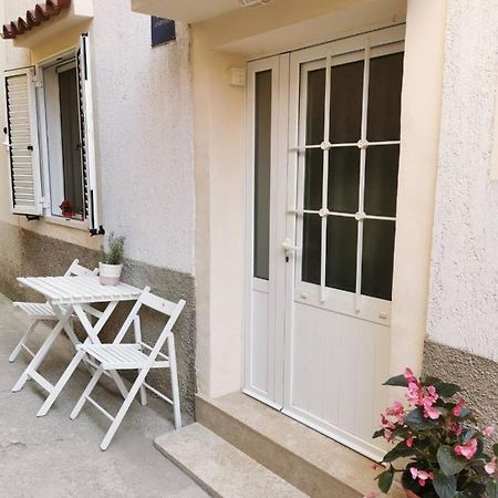 Kovacine Apartment Cres Luaran gambar